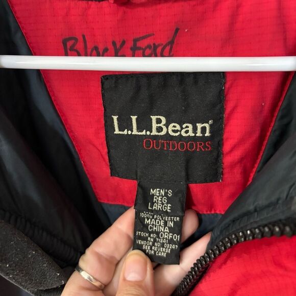 LL BEAN size large men’s Red and Gray Outdoor Jacket packable hood - Picture 2 of 10